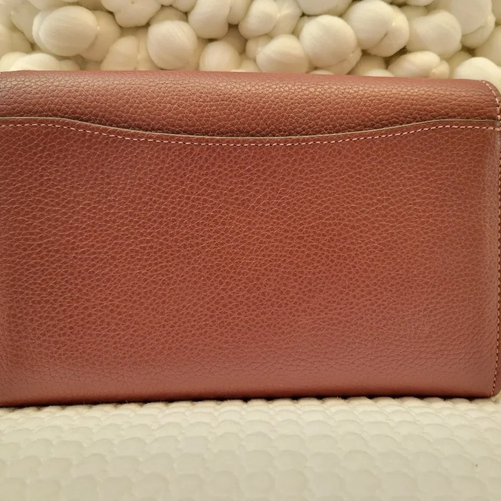❤️SOLD❤️ Coach Tabby Chain Clutch with Bead chain - Picture 3 of 16